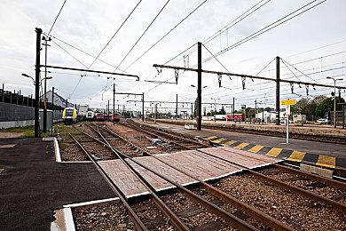 《Under the Blue Horizon》Steam上线 放置水族馆